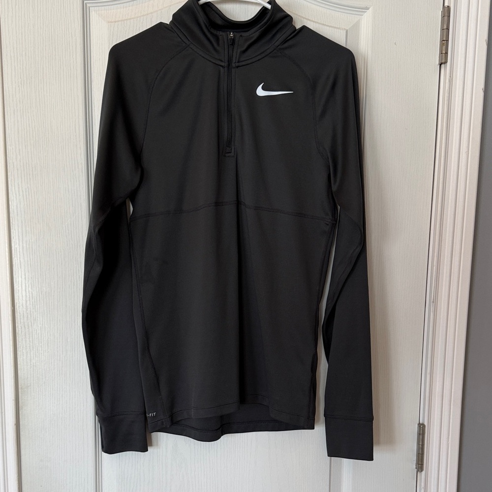 Men’s Nike charcoal dri fit Quarter-Zip Pullover, small